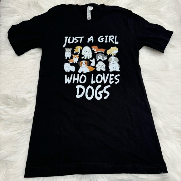 Just A Girl Who Loves Dogs Colored Print T-Shirt Black XS NWOT - Picture 2 of 11